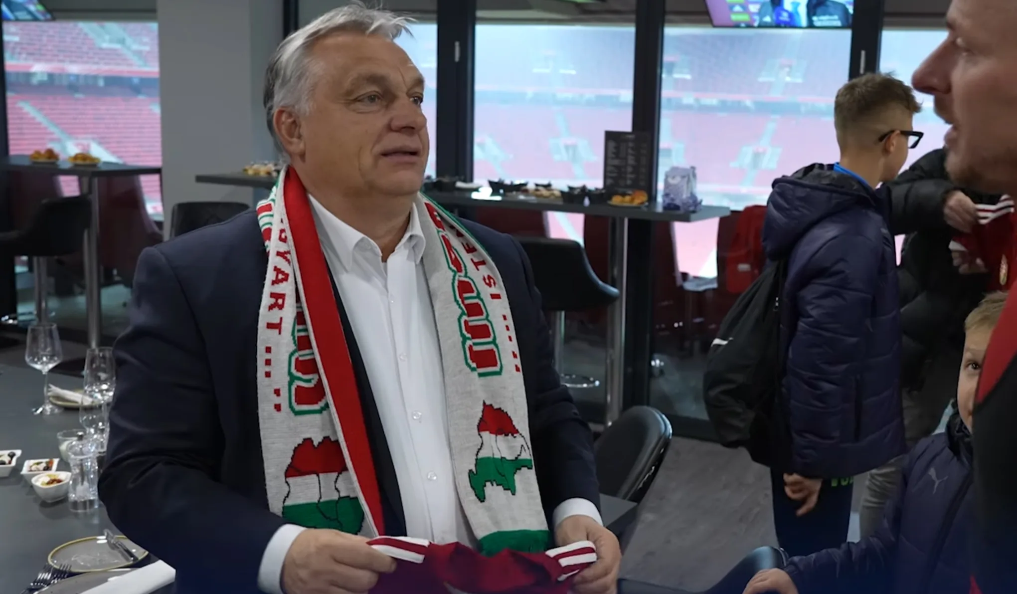 Az Orbán-kormány mindent felrúgott, soha nem látott bűnöket követett el 16 év alatt a határon túli magyarok ellen