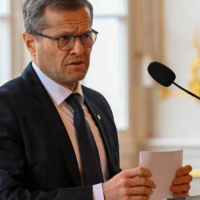 Krausz Ferenc nyílt levelet írt Magyar Péternek az Orbán-kormány által több mint 260 milliárd forinttal támogatott Élvonal Alapítványról
