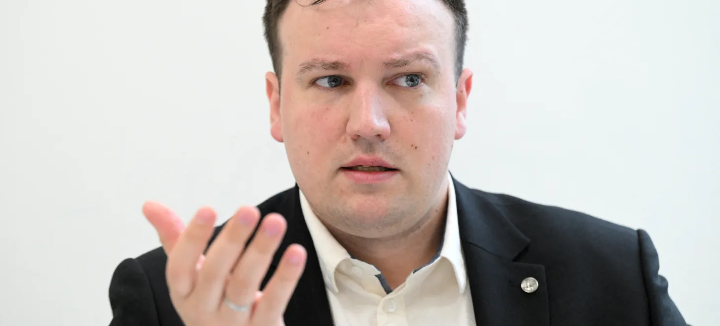 Kiutasították Montenegróból Mihail Zvincsuk orosz katonai bloggert