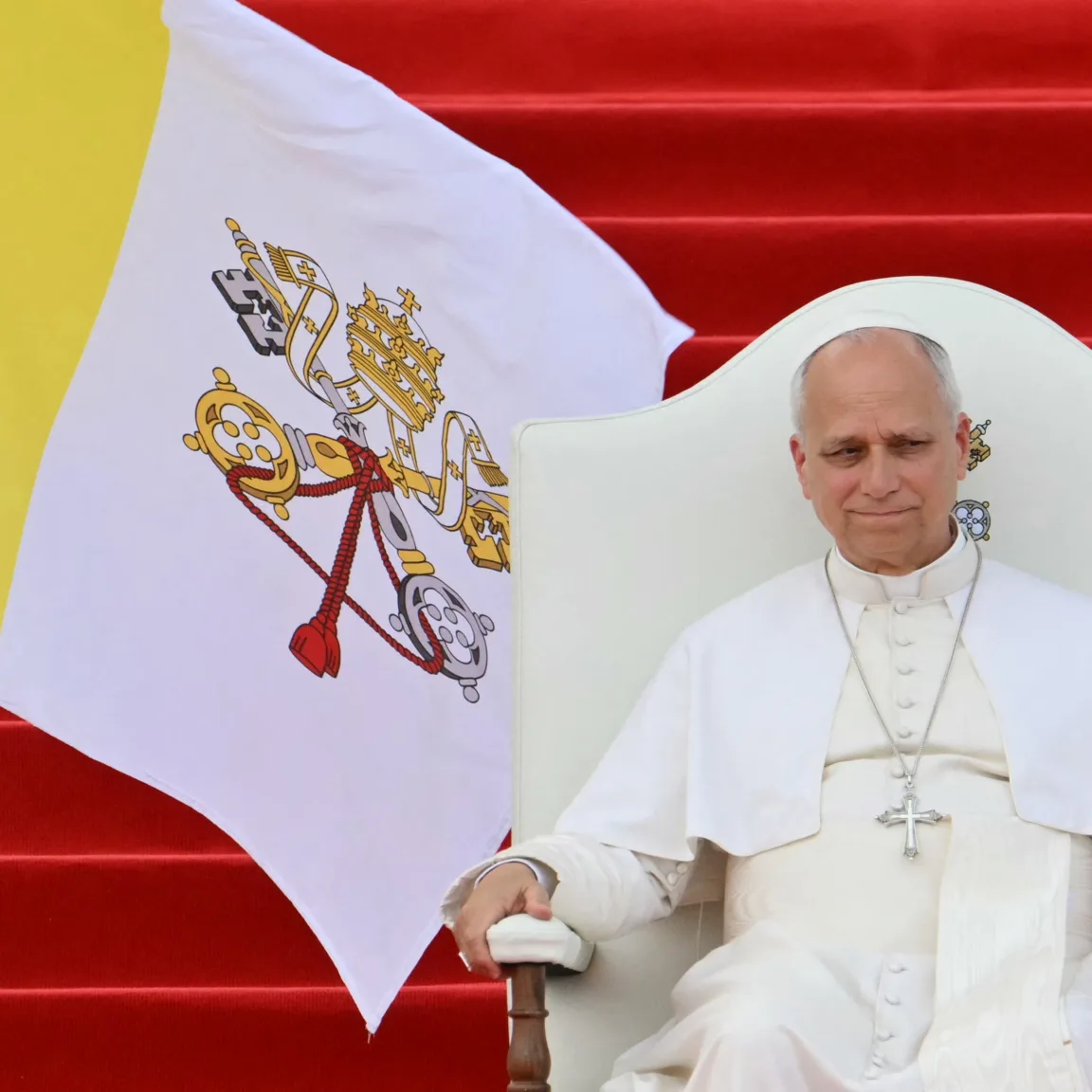 XIV . Leó pápa felhívta Vlagyimir Putyint, tűzszünetet sürget az ötödik éve megszállt Oleski számára
