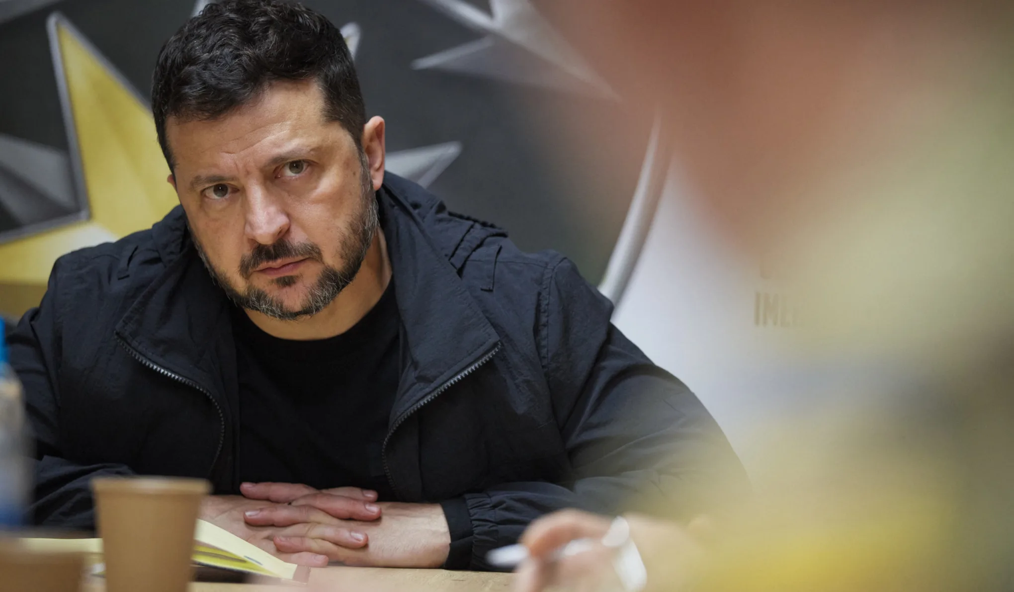 Volodimir Zelenszkij: Ukrajna akkor hagy fel az orosz olajfinomítók támadásával, ha Oroszország sem támadja az ukrán energetikai infrastruktúrát