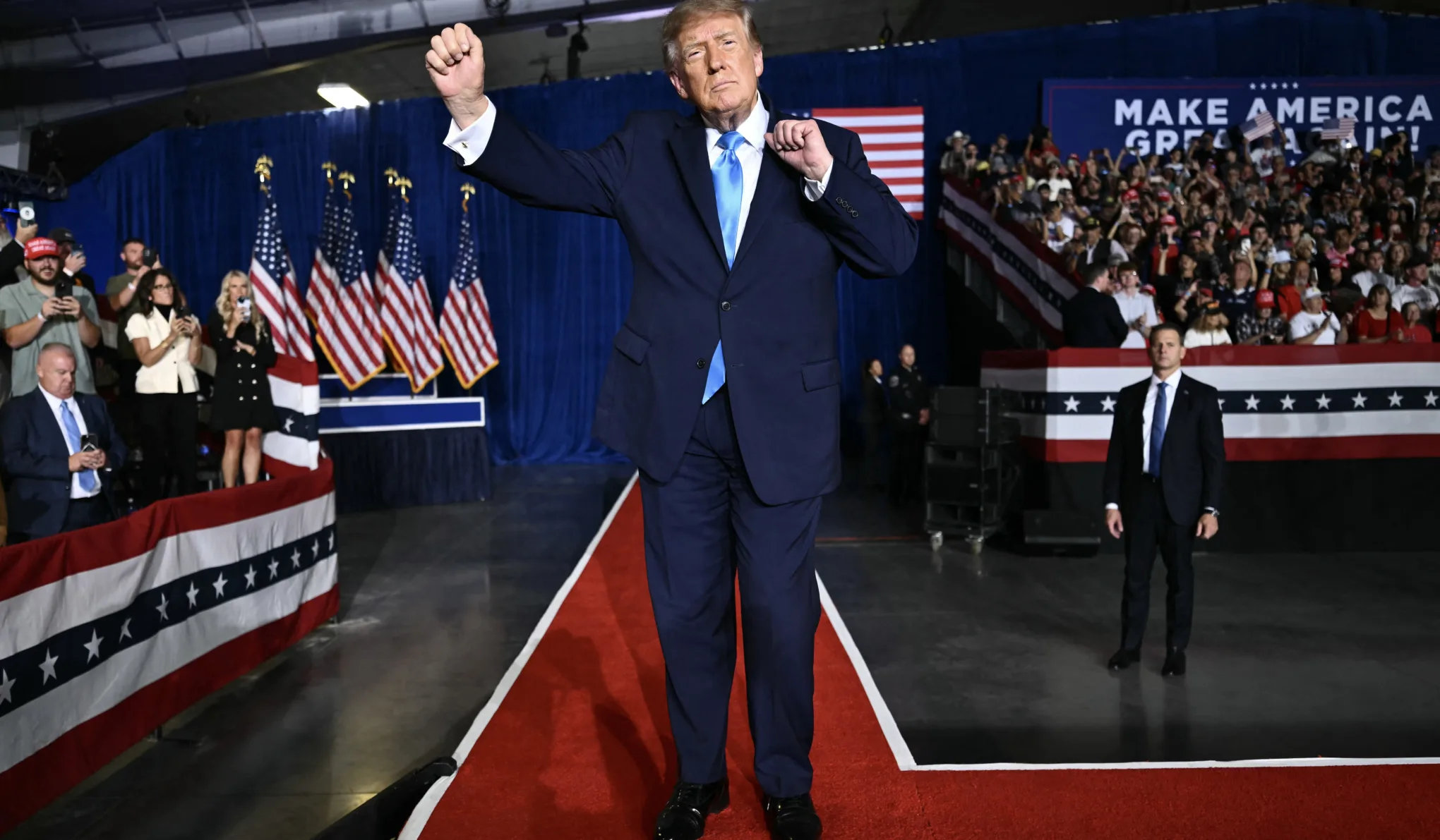 Donald Trump hülyeségeket beszél, katasztrófába vezeti a republikánusokat