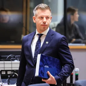 Magyar Péter: Magyarország szempontjából is van jelentősége az amerikai-orosz dízelmegállapodásnak