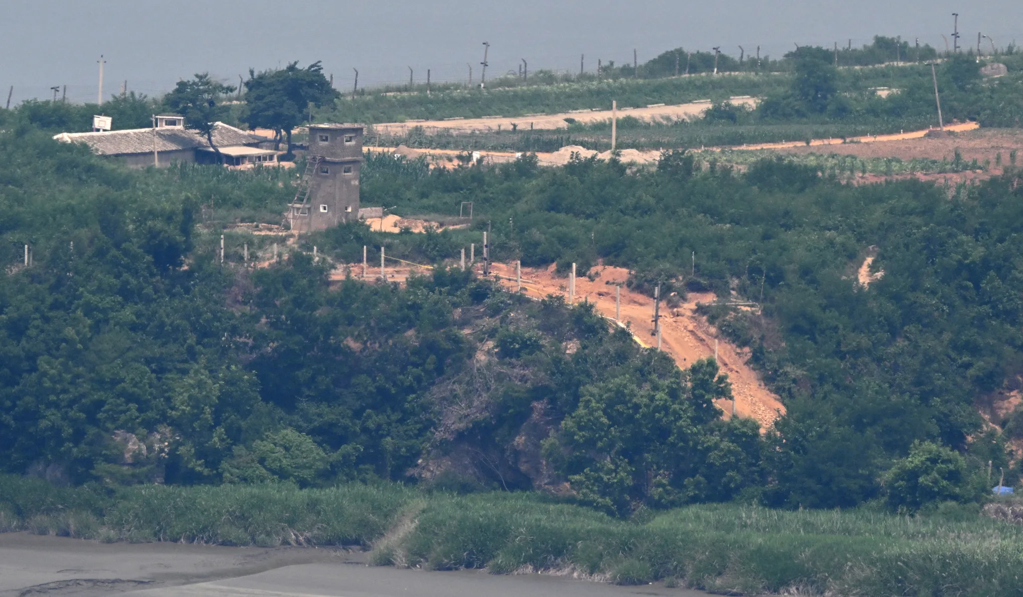 Dél-Korea tárgyalna Észak-Koreával, nehogy elfajuljon a konfliktus