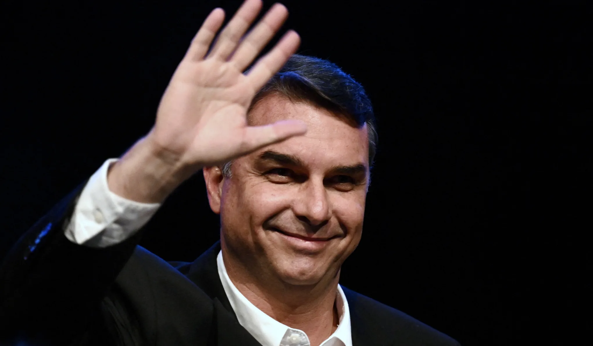 Tényleg az Egyesült Államokba menekült Flávio Bolsonaro, vízumot is kap az elnökválasztási vereség után