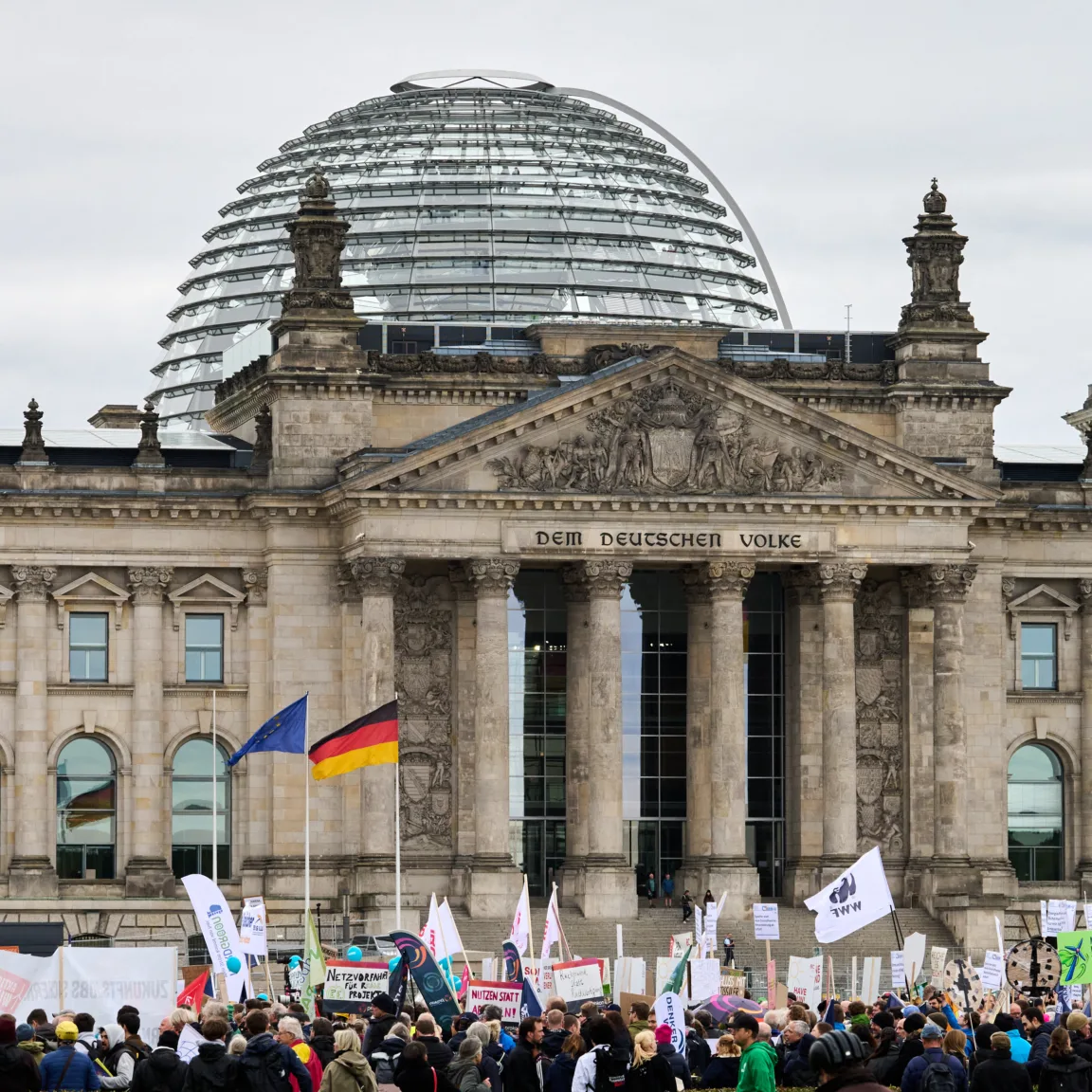 Antiszemitizmus-vita akasztotta meg a berlini kormányalakítást, szünetelnek az egyeztetések