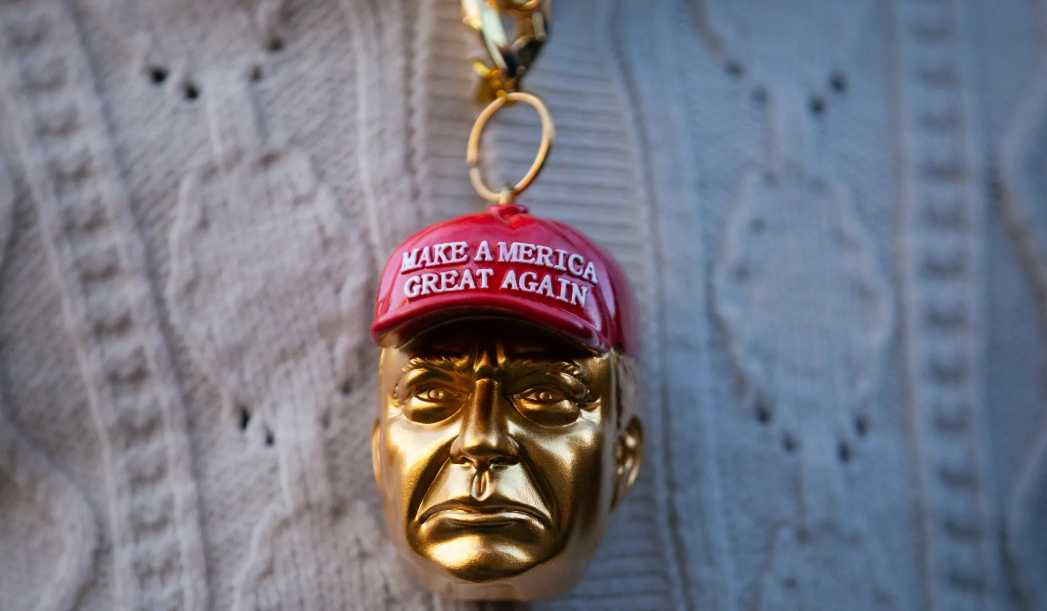 Donald Trumpról akarják elnevezni a Moldovát Romániával összekötő új nagyfeszültségű távvezetéket