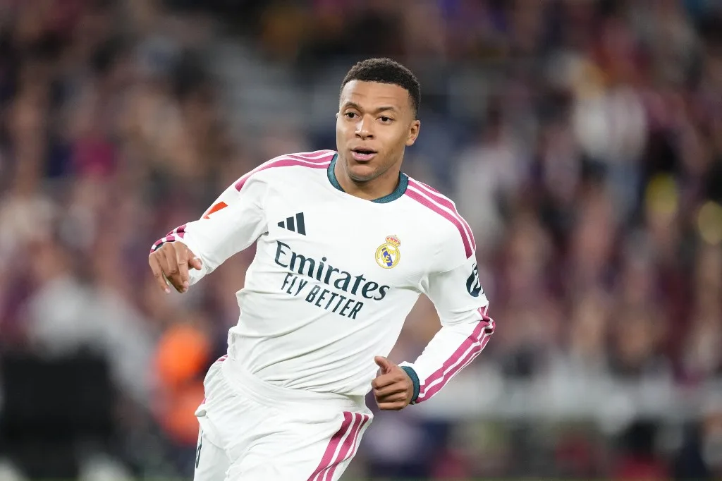 A spanyol bajnokság közvetítését is felfüggeszti Kína, amiért Kylan Mbappé felidézett egy mémet Mao Ce-tunggal