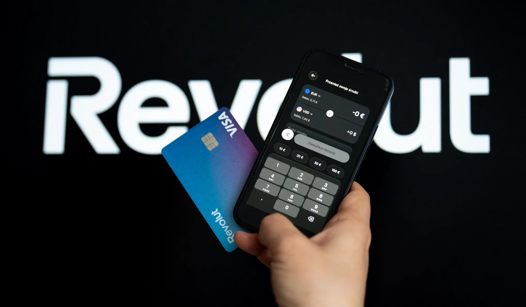 Kedd reggel leállt a Revolut