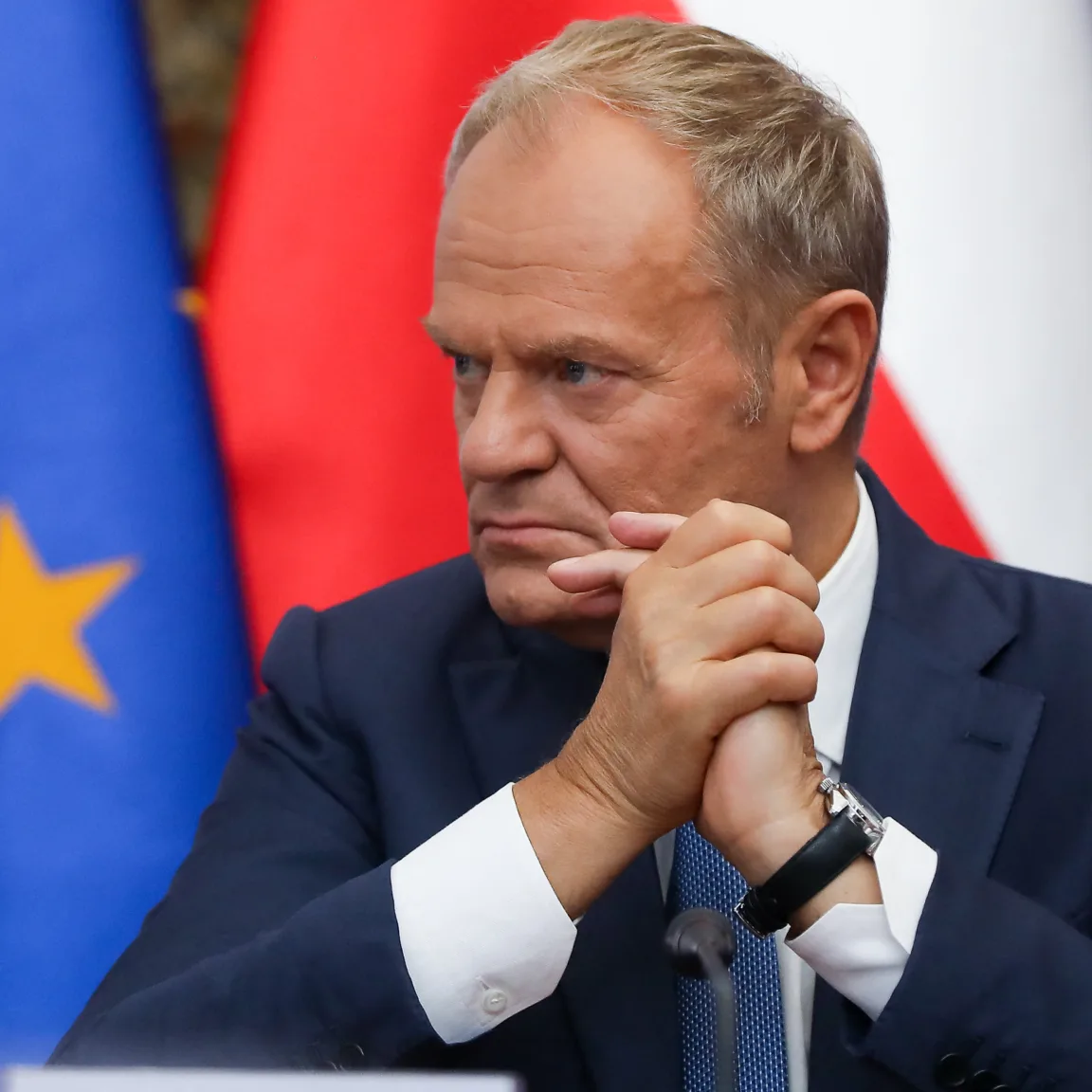 Donald Tusk kizárja a kompromisszumot, a a jogállamiság aláásásával vádolja Karol Nawrocki elnököt a lengyel alkotmánybírósági válságban