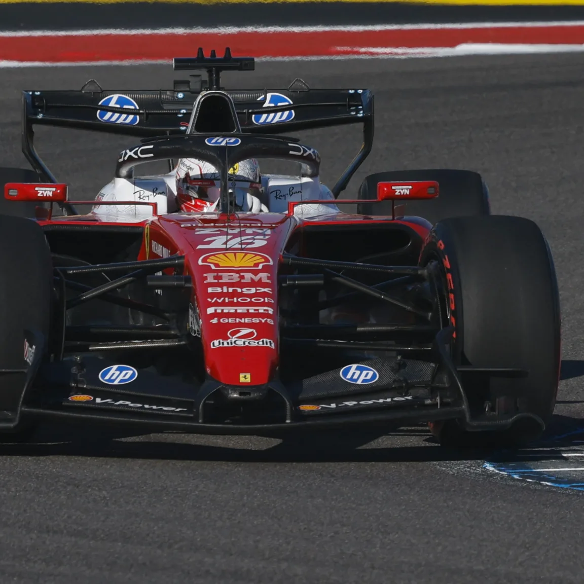 Charles Leclerc volt a leggyorsabb a második szabadedzésen is