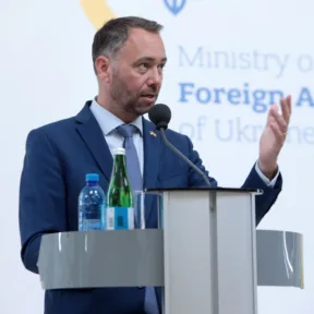 Álarcot viselő telepesek támadtak Ciszjordániában francia és lengyel és belga diplomatákra