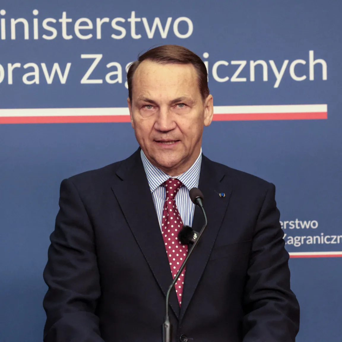 A lengyel külügyminiszter szerint pénzátutalásokkal és felvételekkel tudják bizonyítani, hogy az Orbán-kormány együttműködött Moszkvával