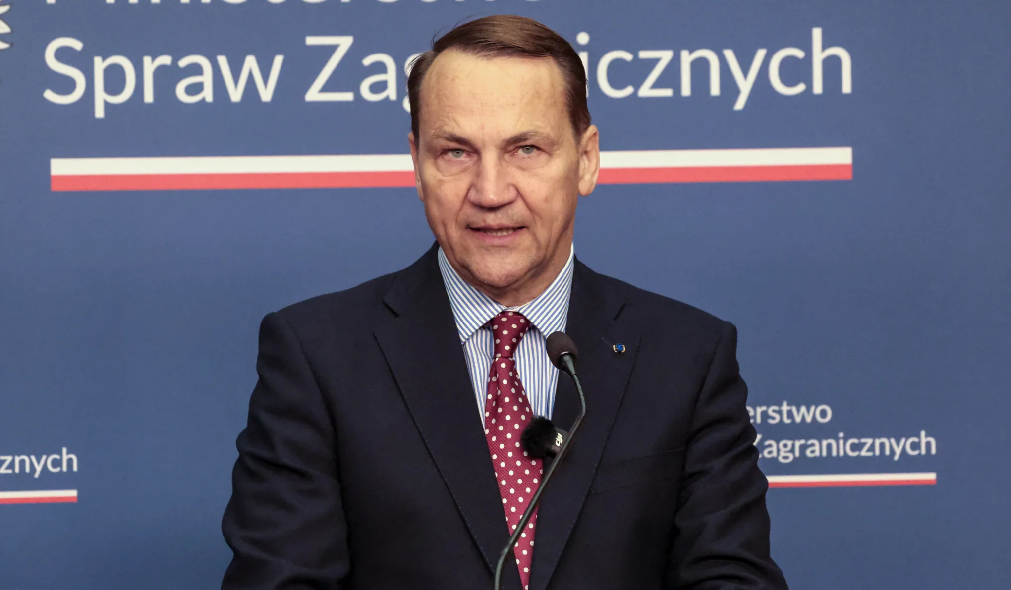 A lengyel külügyminiszter szerint pénzátutalásokkal és felvételekkel tudják bizonyítani, hogy az Orbán-kormány együttműködött Moszkvával
