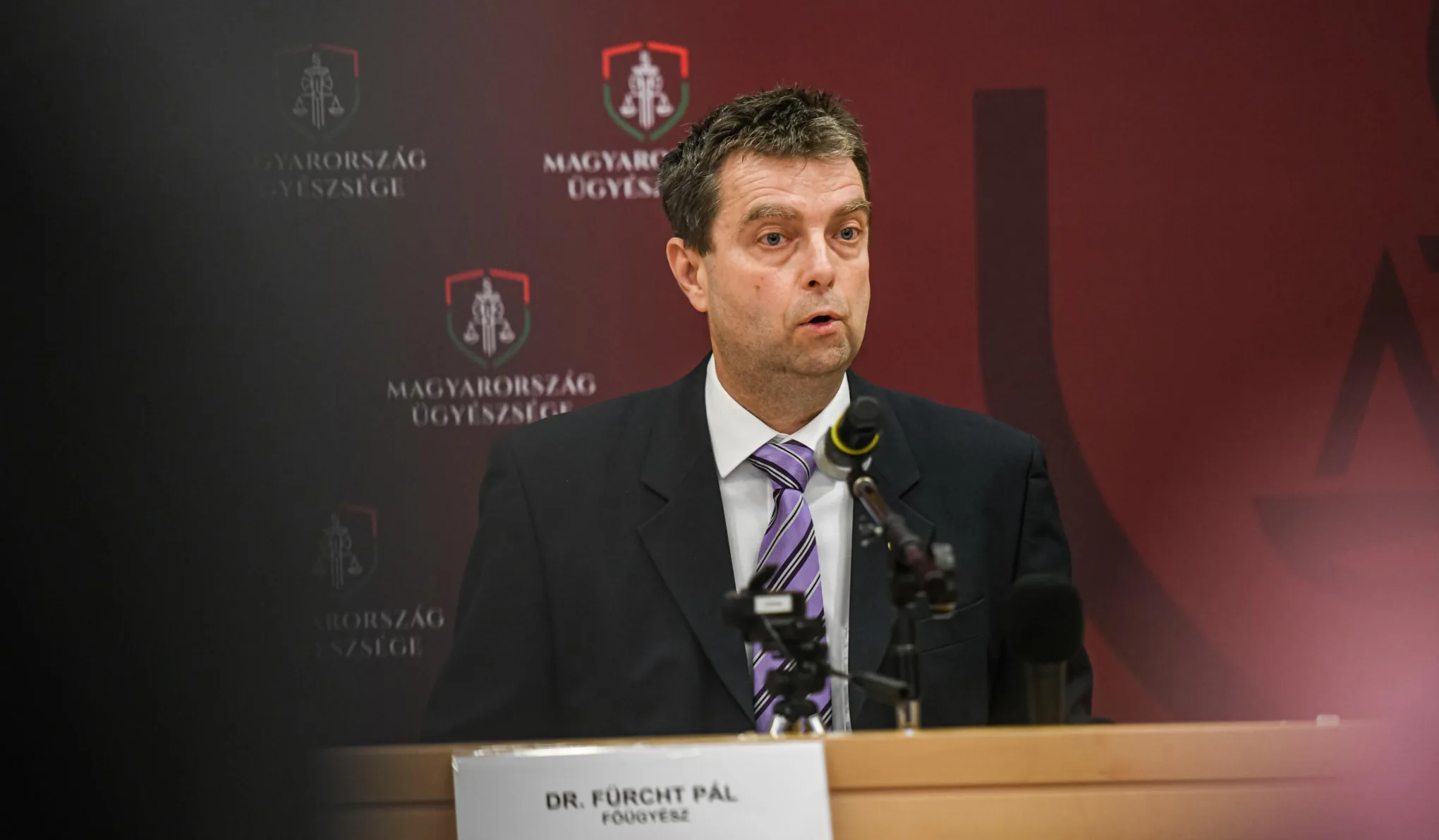Felfüggesztette Fürcht Pált a Legfőbb Ügyészség vezetője