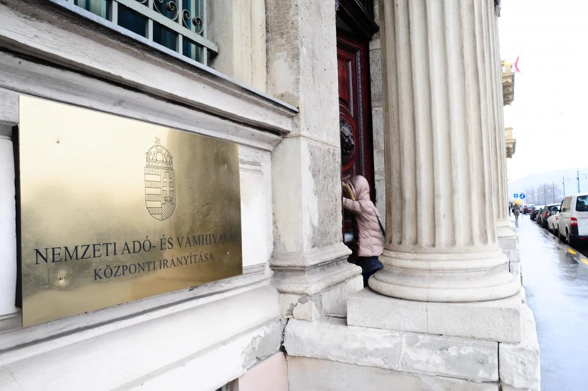 Már tizenhét országot érint a gázkereskedelemre épülő adócsalási ügy, nőtt a gyanúsítottak száma