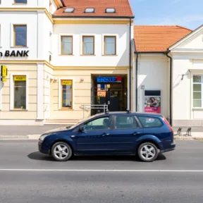 Háromszorosára emeli a kormány az illetékmentes átutalások összeghatárát