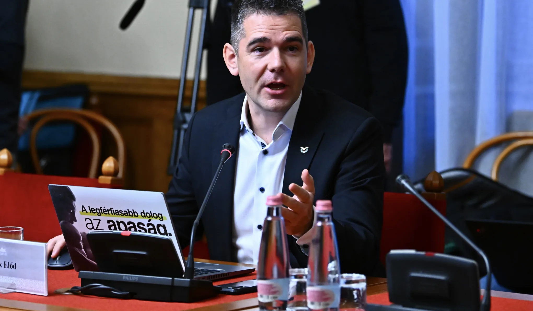 Ónody-Molnár Dóra: A részvét nélküliek koalíciója