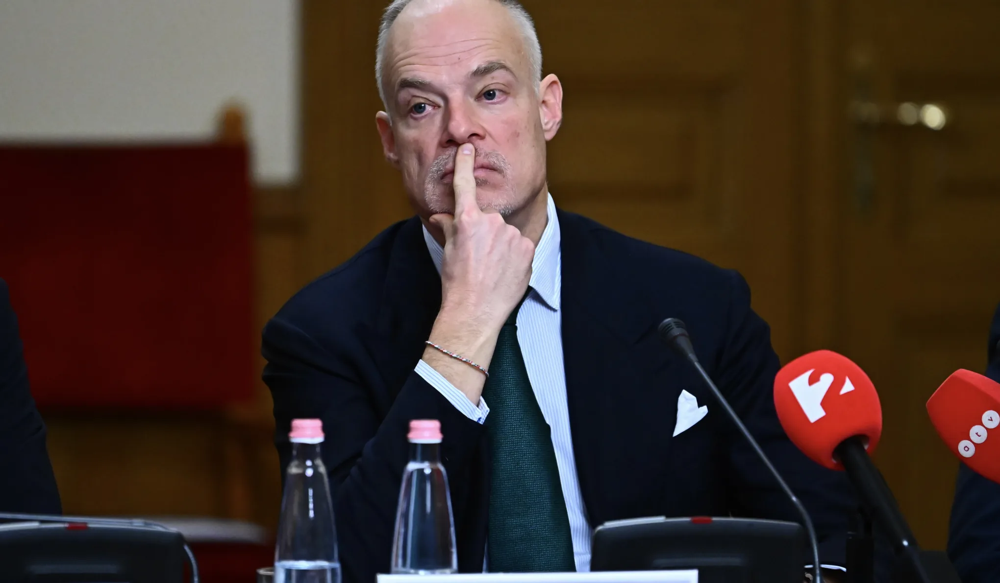 794 millió forintért repkedett Szalay-Bobrovniczky Kristóf a honvédségi gépekkel