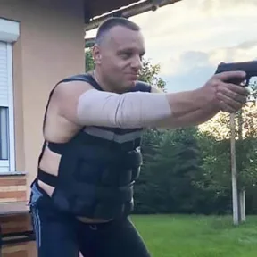 Orbán Viktor öccse a választás után távozott abból a cégből, ami a reptéri takarítás egyik nyertese lehet