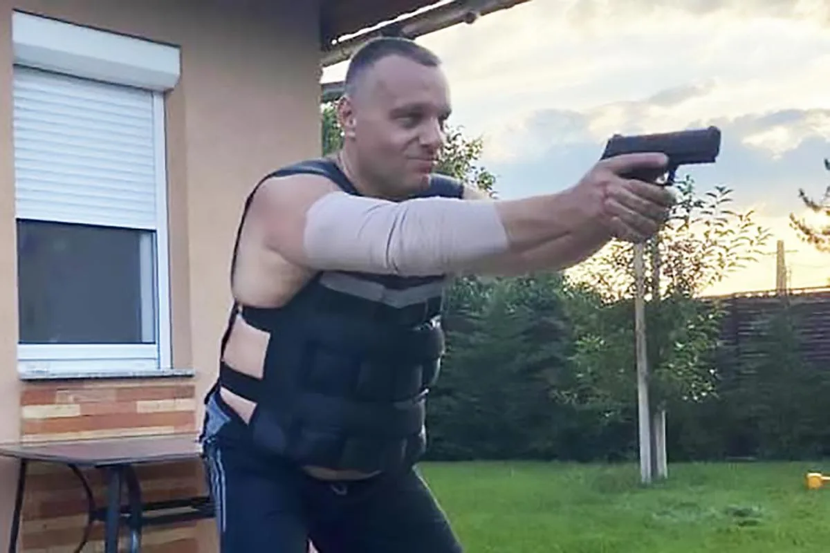 Orbán Viktor öccse a választás után távozott abból a cégből, ami a reptéri takarítás egyik nyertese lehet