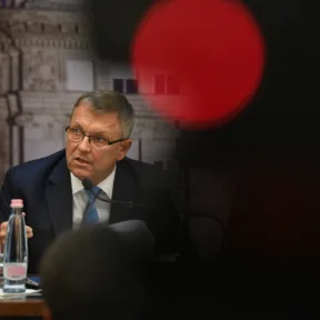 Nyolc év alatt 1,1 milliárd forintot kapott az MCC a Matolcsy-féle jegybanki alapítványoktól