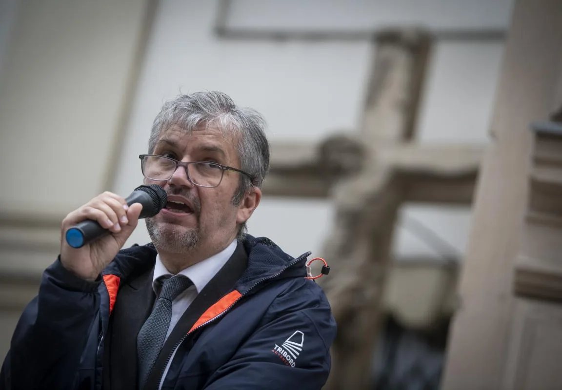 Hadházy Ákos szerint akár Orbán Viktor is adhatta volna Magyar Péter interjúját 444-nek