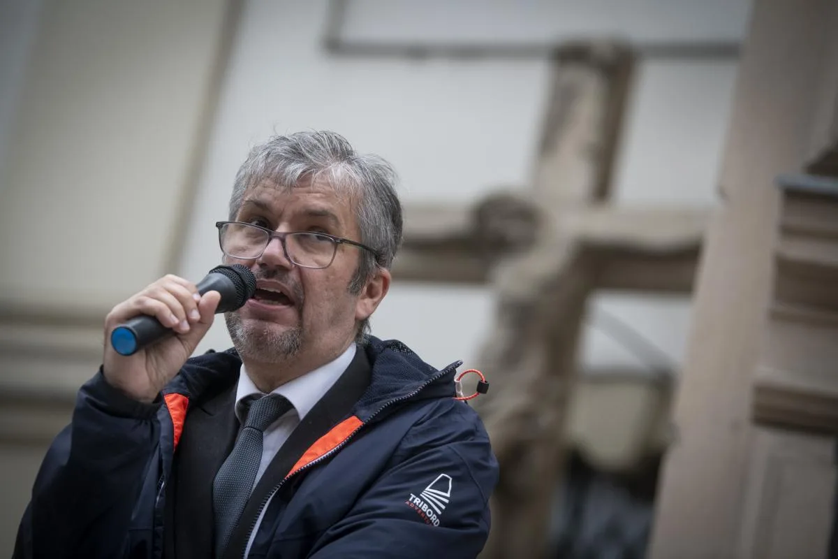 Hadházy Ákos szerint akár Orbán Viktor is adhatta volna Magyar Péter interjúját 444-nek