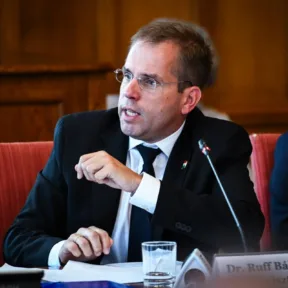 Ruff Bálint: Nemcsak a Tisza szavazói akarják tudni, milyen bűnöket követtek el az ország ellen a NER 16 éve alatt