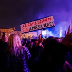Szorongás, teljesítménykényszer, elmagányosodás – Aggasztó a magyar fiatalok mentális állapota
