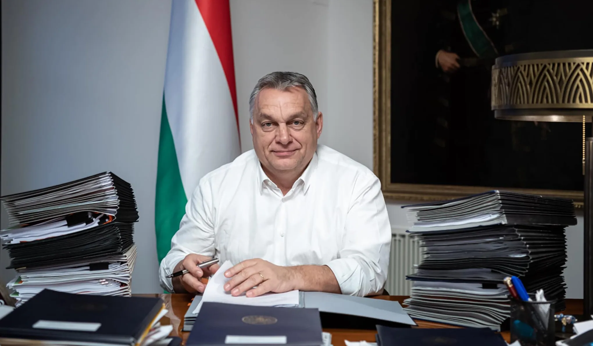 Orbán Viktor dolgozószobájában feküdt az Iparművészeti Múzeum egyik használat közben megrongálódott szőnyege