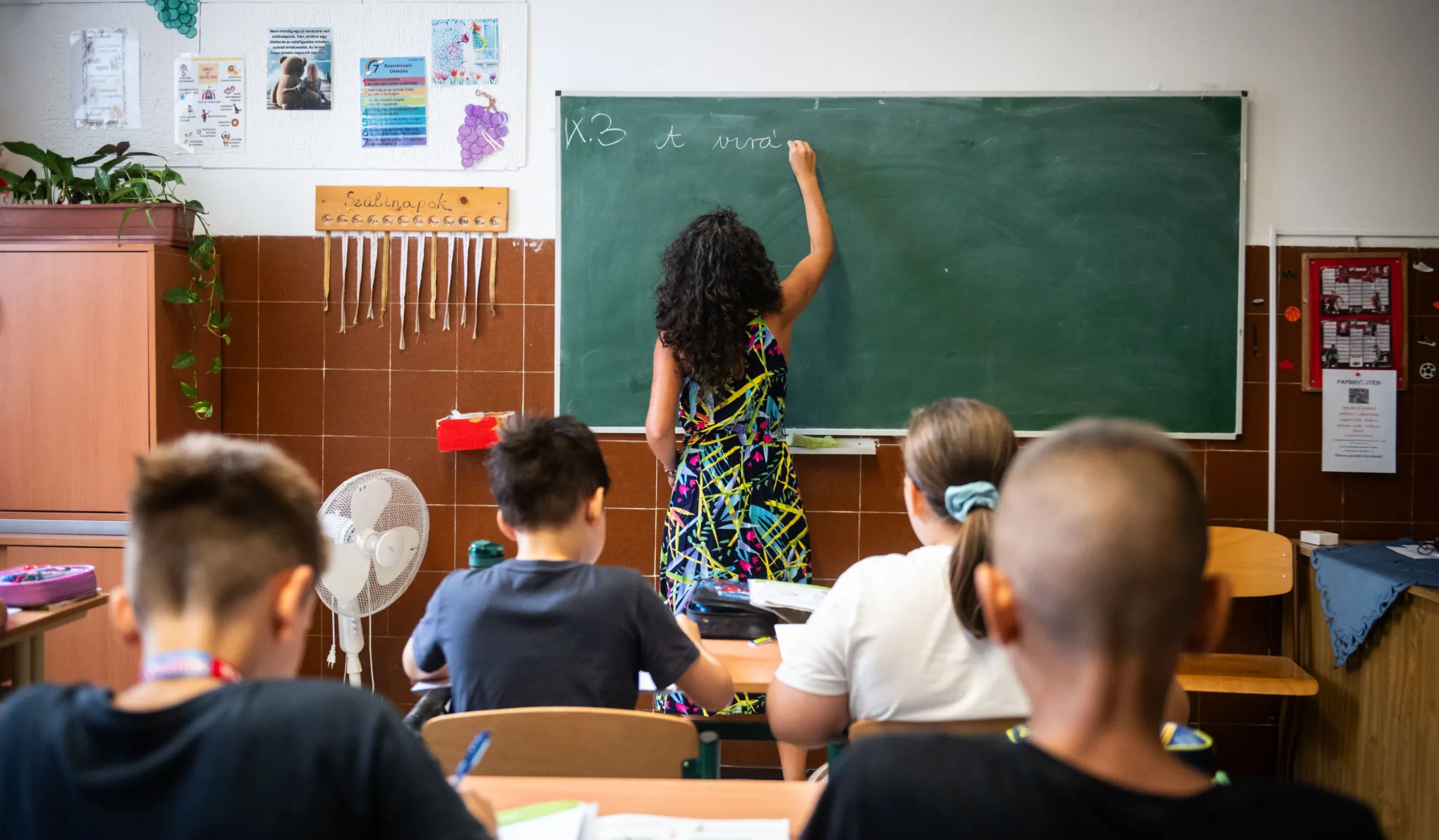 Fóti Péter: A despotikus iskoláktól a köztársasági iskolákig