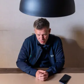 Gyanúsítottként hallgatta ki Magyar Pétert a Központi Nyomozó Főügyészség