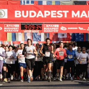 Új pályacsúccsal és több mint 20 ezer nevezővel indult a Budapest Maraton