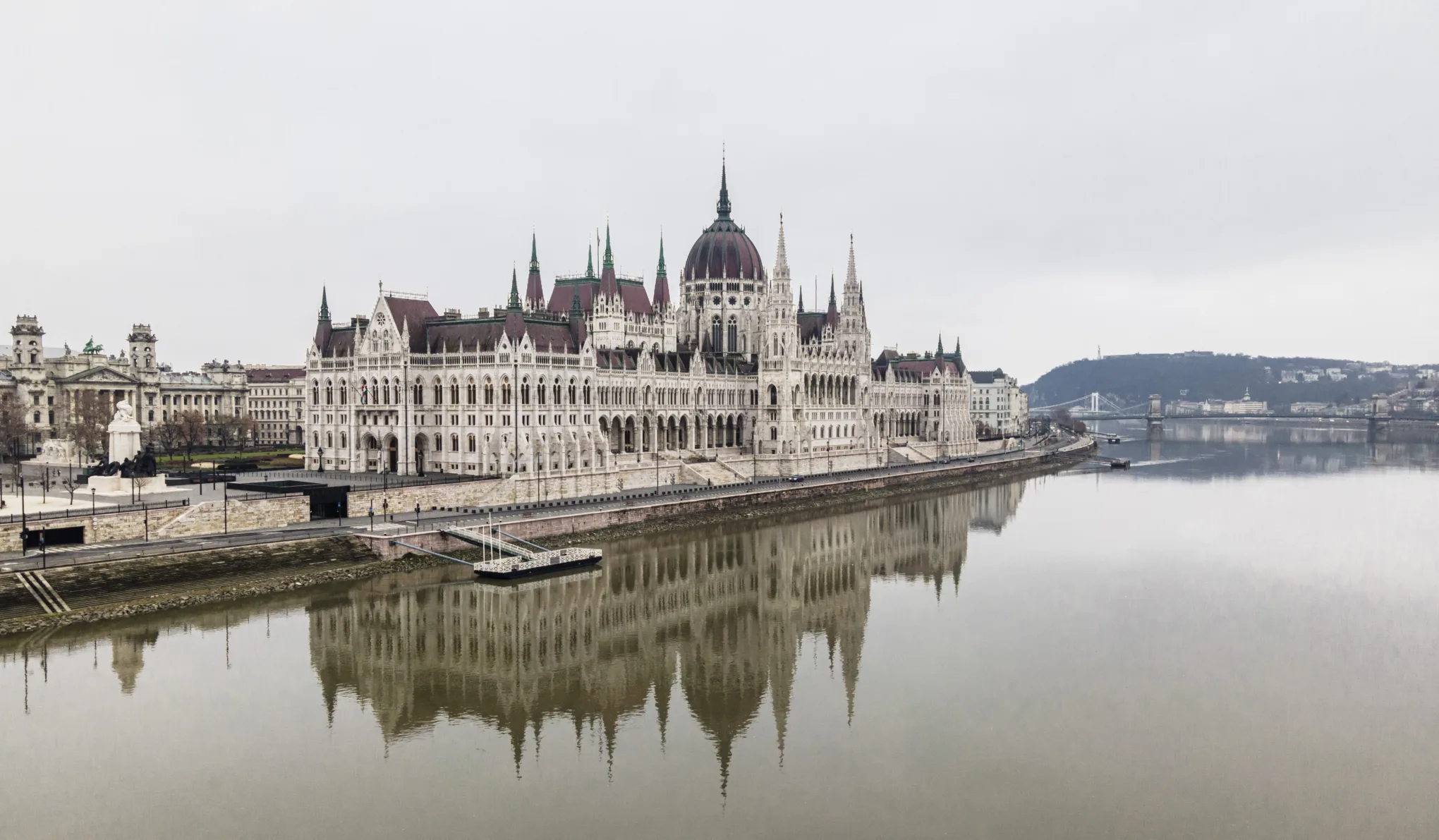 Az IMF figyelmeztette a Tisza-kormányt, átfogó reformok nélkül nem fog fejlődni a magyar gazdaság
