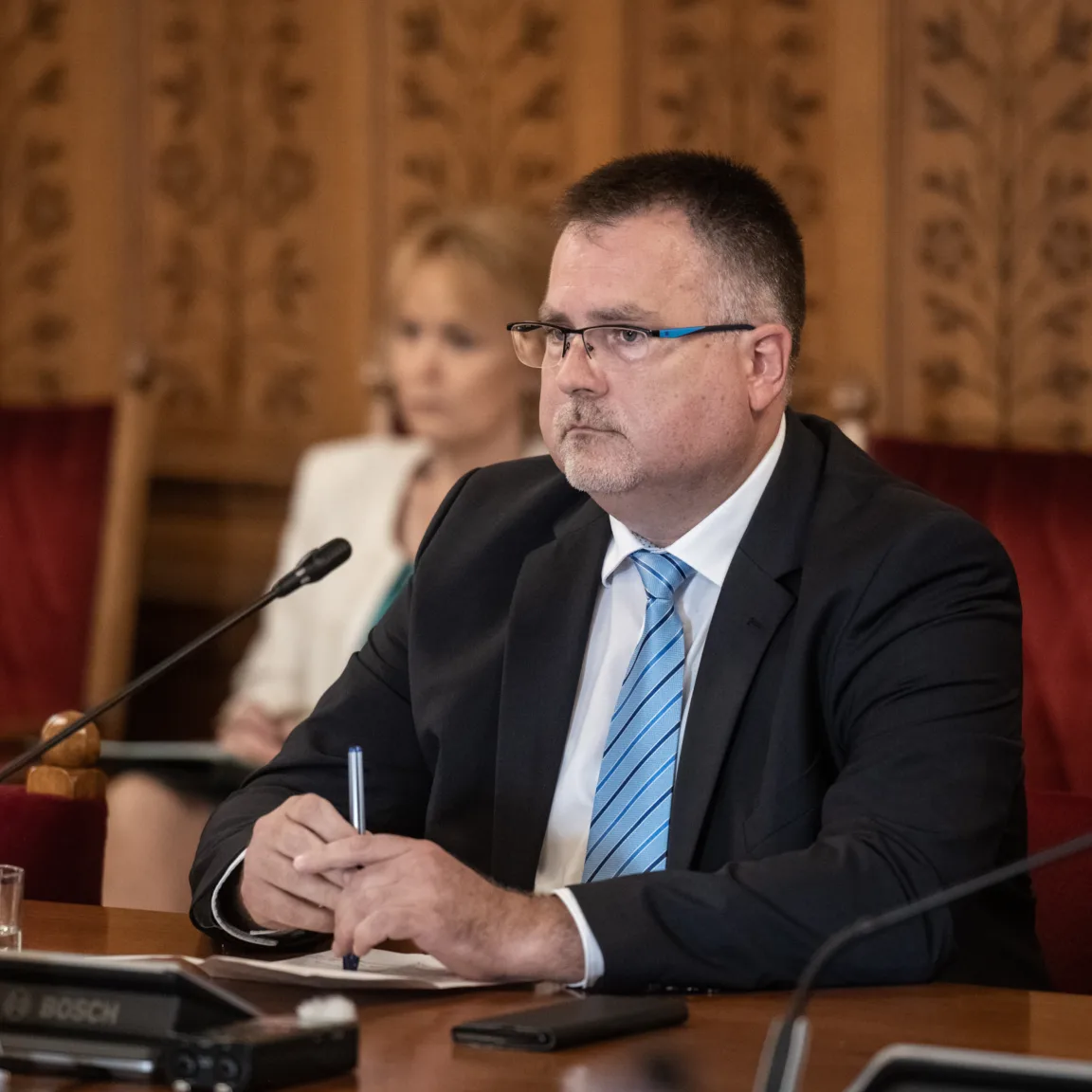 Rigó Csabát és Windisch Lászlót is lemondásra szólította fel Magyar Péter