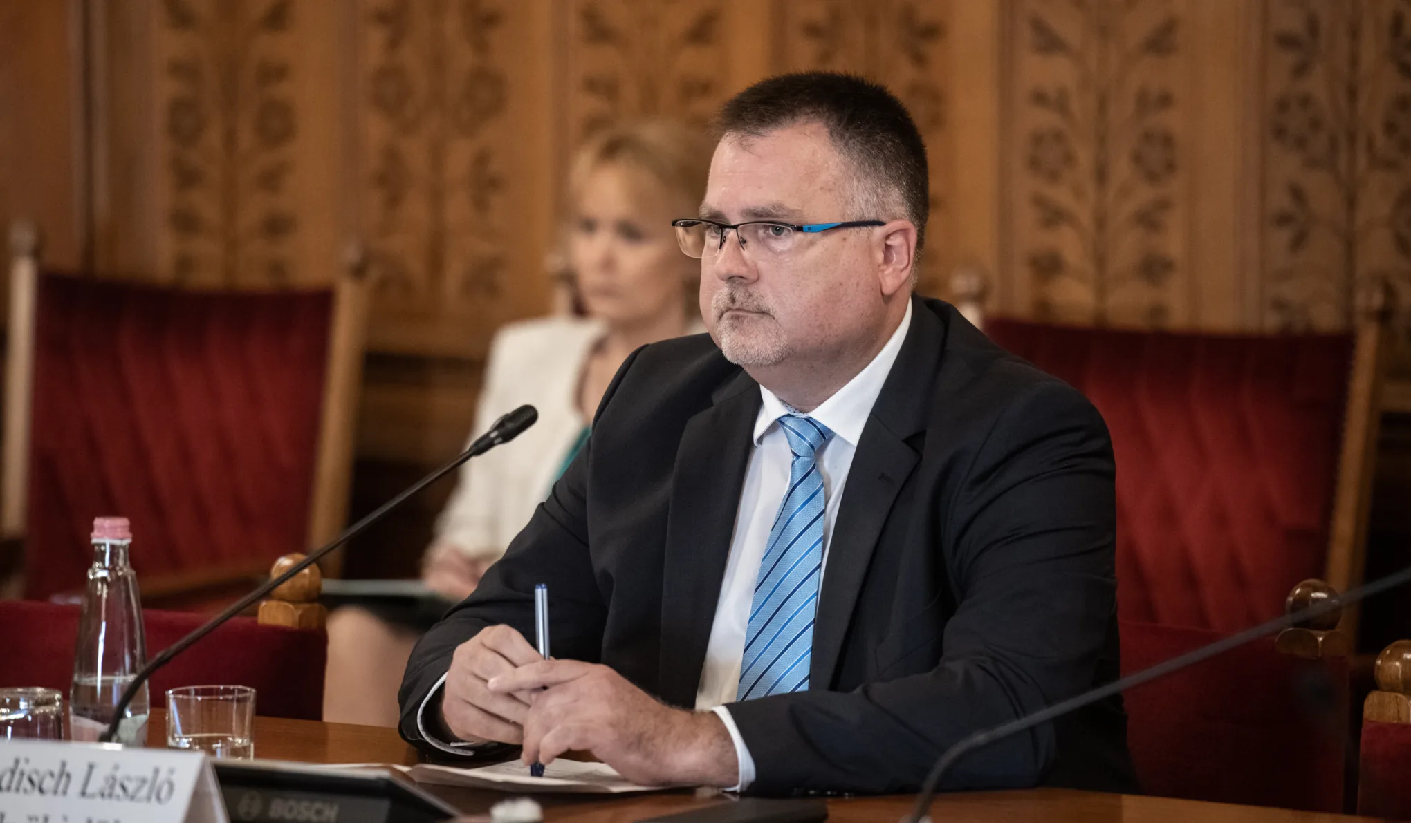 Rigó Csabát és Windisch Lászlót is lemondásra szólította fel Magyar Péter