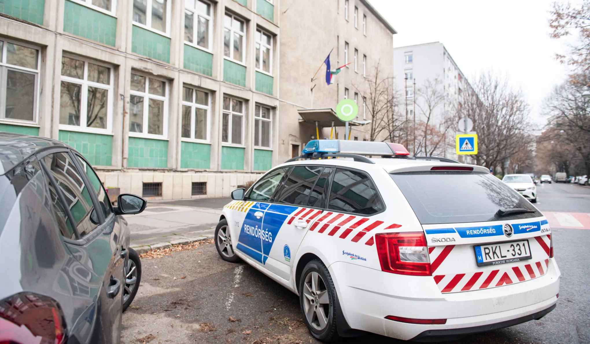 Bombariadó az iskolákban: alaptalannak bizonyultak a fenyegetések
