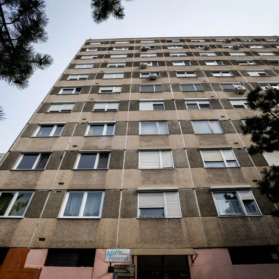 Sok a saját lakás, kevés a bérlakás: üres lakásokkal is bővíthető a kínálat
