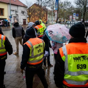 Sarka Kata férje kiszállt a Valtonból