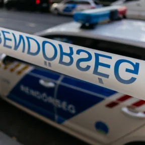 Elképesztő felvétel: amikor a rendőr is lop, mire elég a 15 százalékos béremelés?