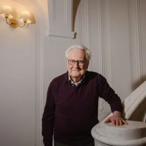 Oskar Kokoschka beteljesült, majd felülírt jóslata – Róna Péter festményei láthatóak az Óbudai Társaskörben