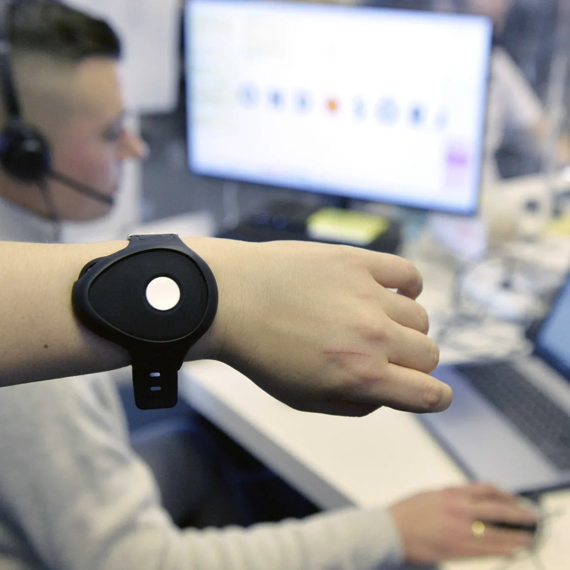 Tagadja a 4iG, hogy túlárazta volna a Gondosóra programban nyújtott szolgáltatásait