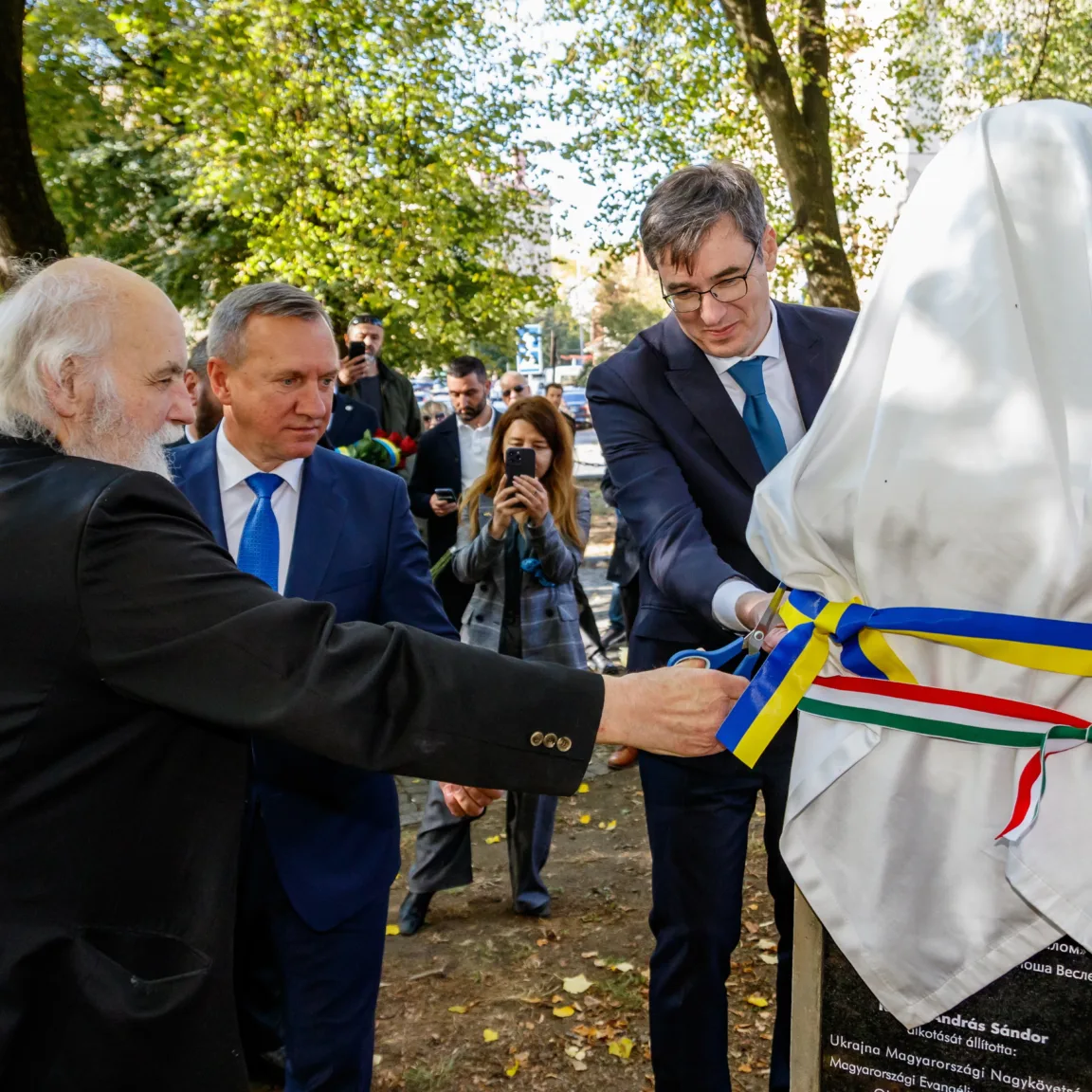 Sándor Fegyir: Még az idén lesz találkozó Magyar Péter és Volodimir Zelenszkij közt