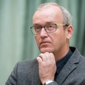 Ungváry Krisztián és Romsics Ignác is előadást fog tartani a spontán privatizációt feltáró vizsgálóbizottság előtt