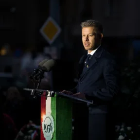 Az Operaházban is tartott egy beszédet Magyar Péter