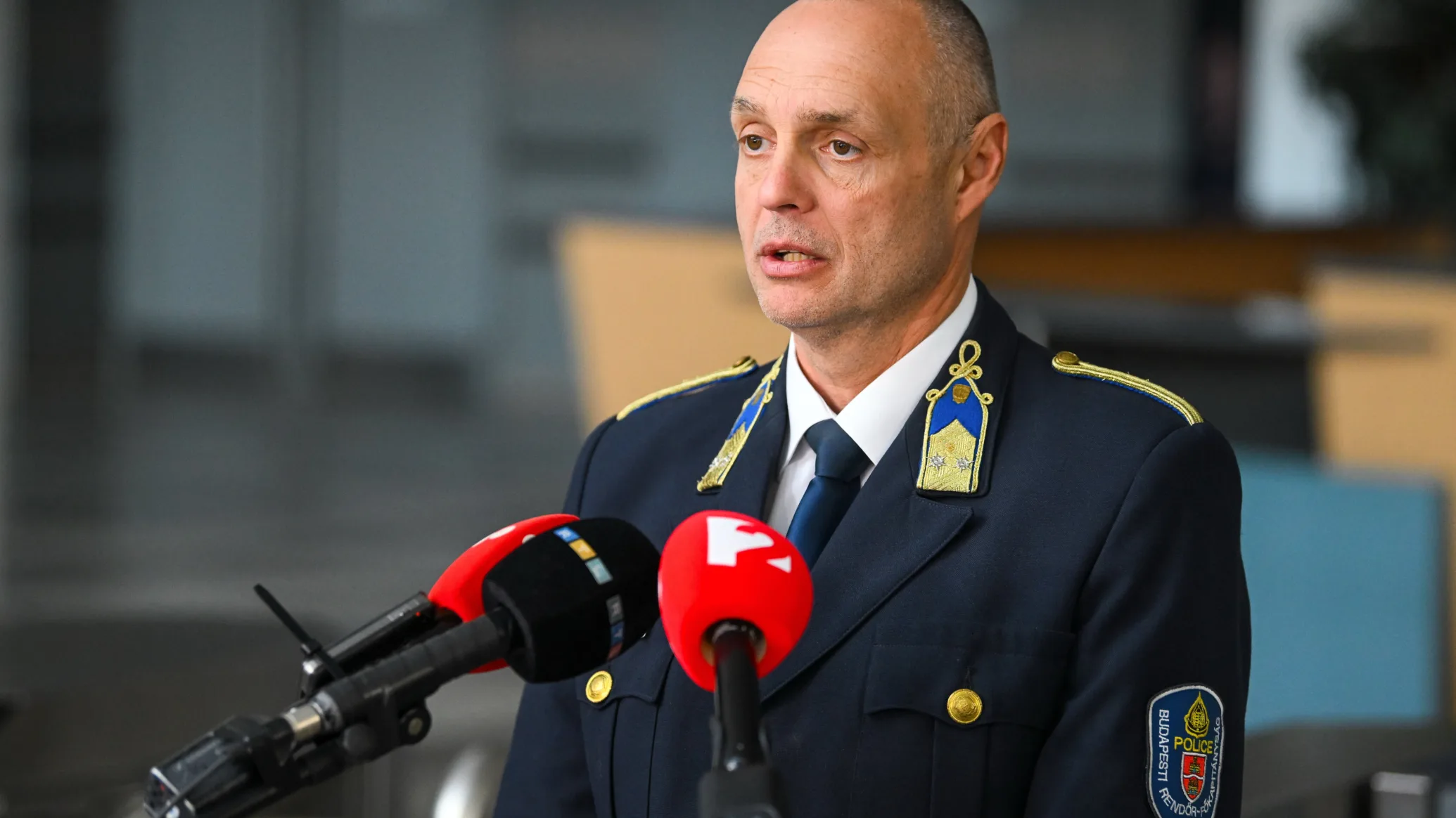 A kékharisnyaügy miatt áthelyezték a BRFK korábbi szóvivőjét