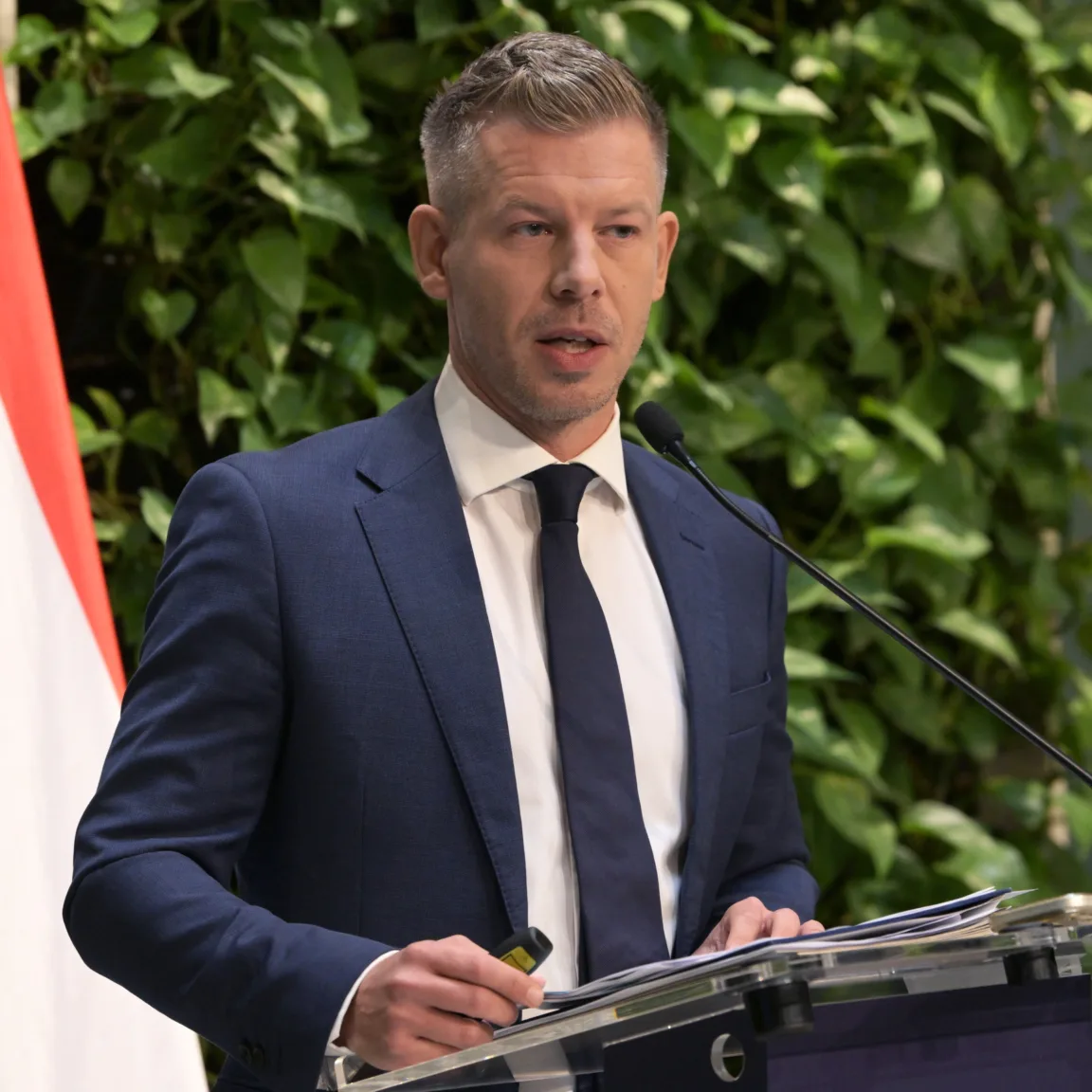 Magyar Péter szerint teljesen új szemléletre van szükség, jövőre 500 milliárd forinttal többet költenek az egészségügyre