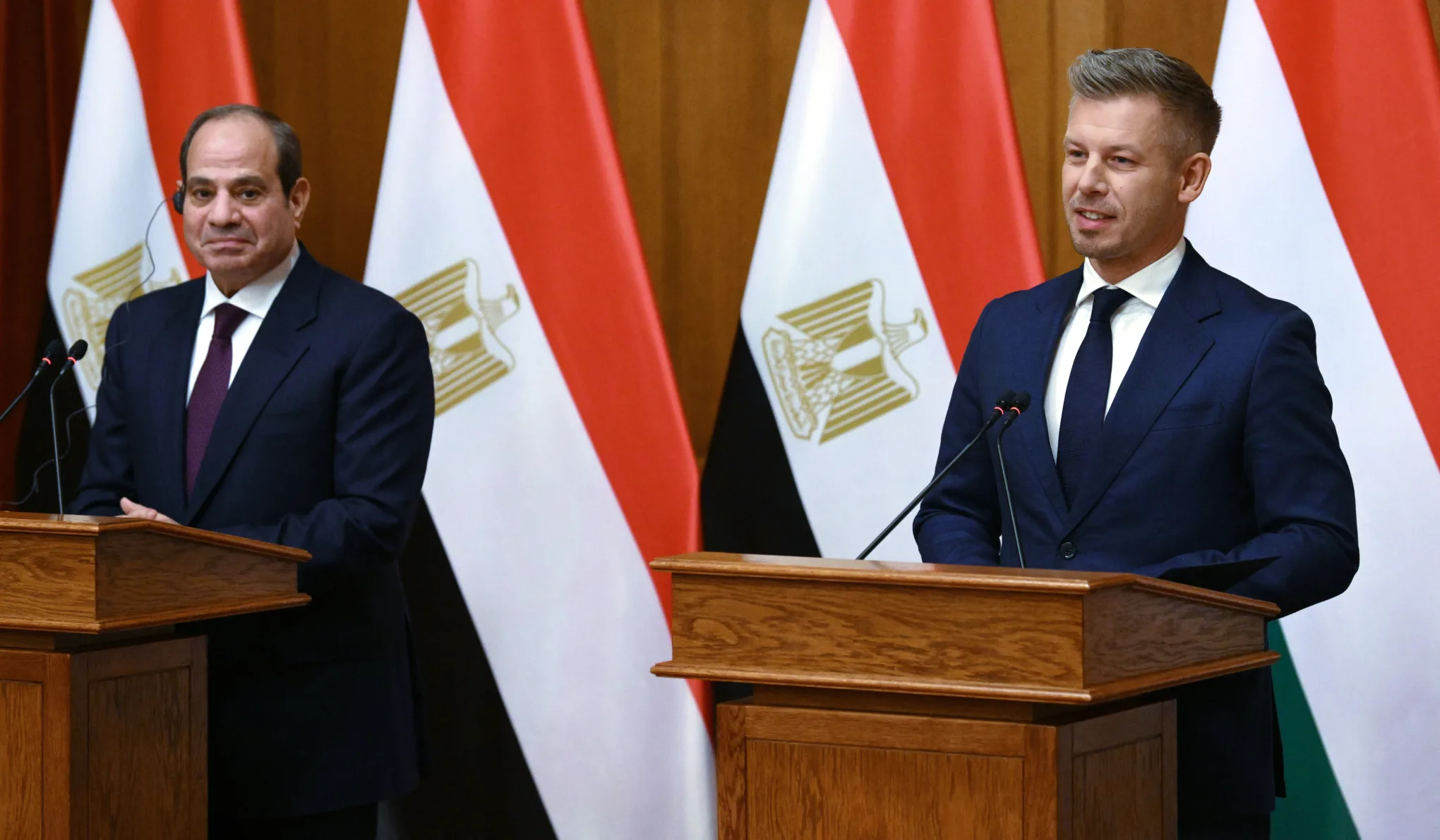 Magyar Péter: A Tisza-kormány rendezte Egyiptommal elődje megszegett szerződéseit, legyártunk még 44 vasúti kocsit