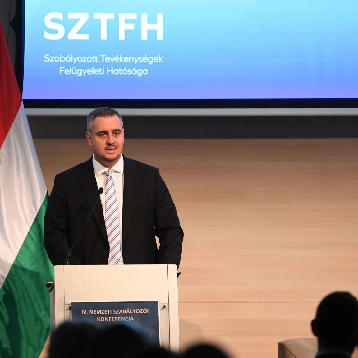 Lemondott a Szabályozott Tevékenységek Felügyeleti Hatósága elnöke